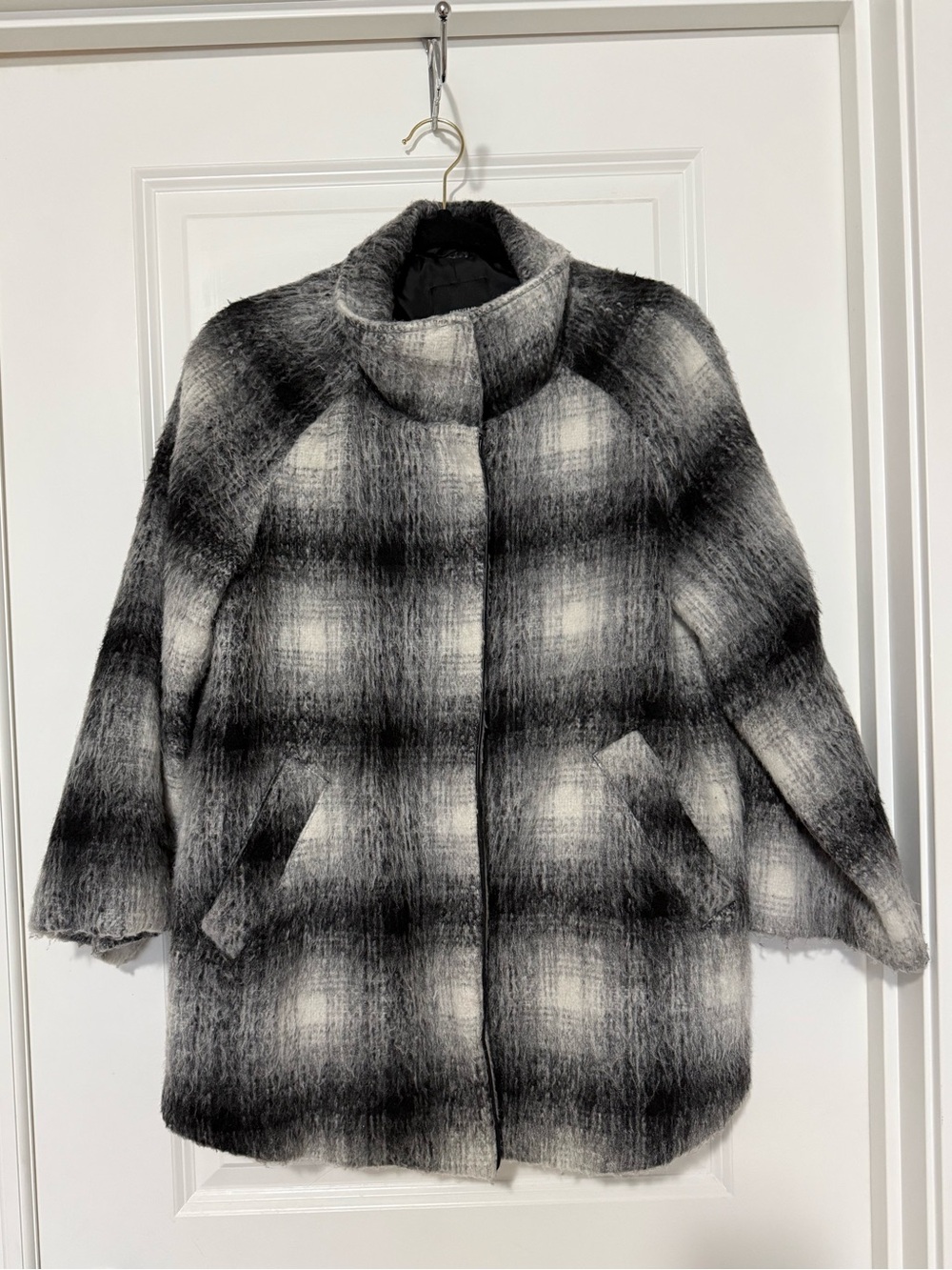 Forever 21 Black & White Plaid Puffer Coat